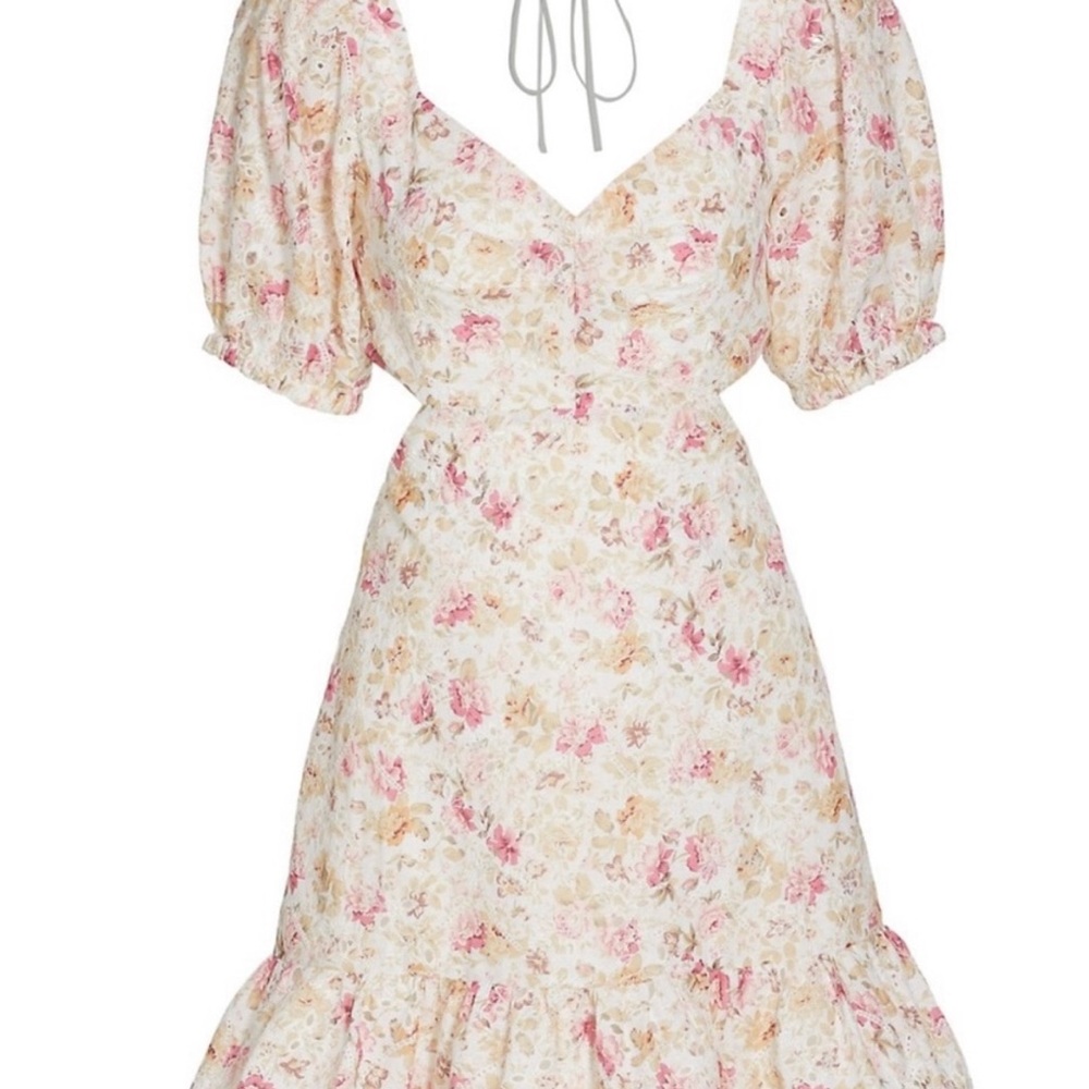 ASTR Mini Floral Dress!